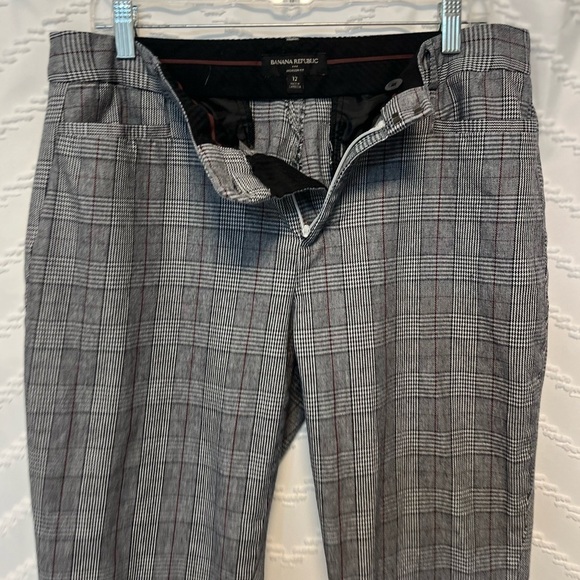 Banana Republic Jackson Fit Pants - Picture 2 of 5